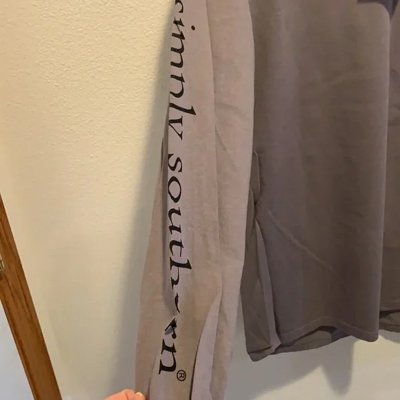 NWT Womens long sleeve Simply Southern Alabama. L. - Picture 4 of 5